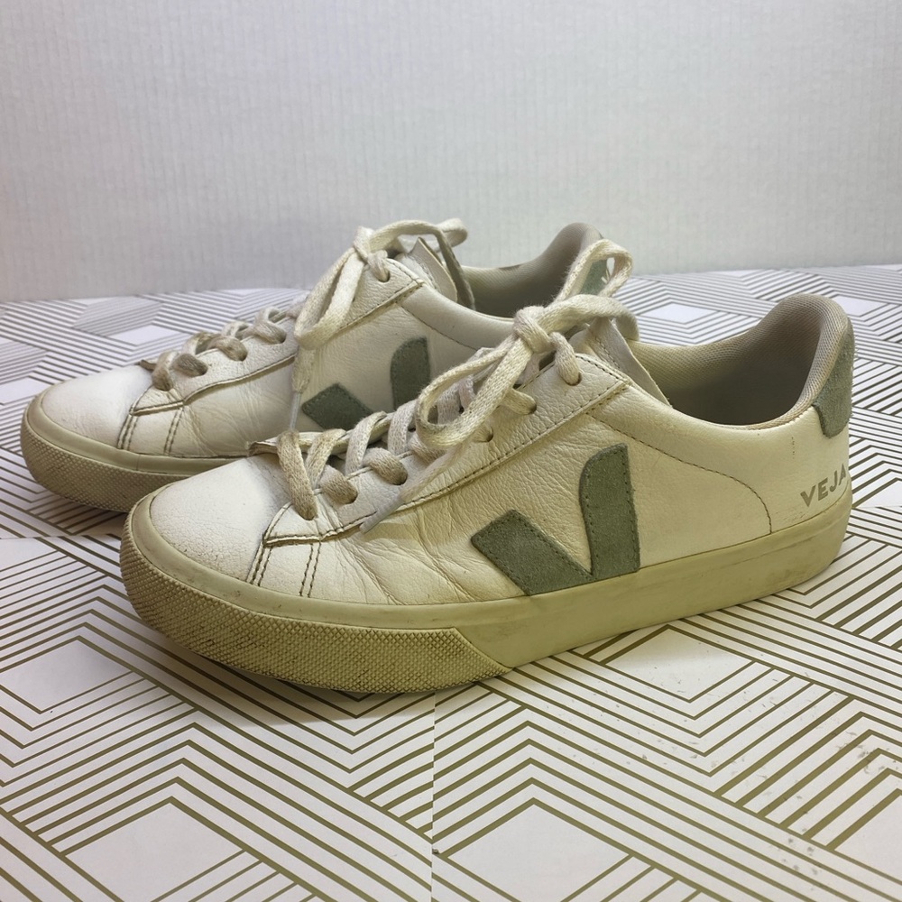 Veja Women's Sneakers in White and Mint Green